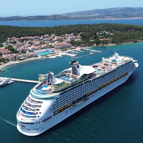 Avrupa Cruise Turlarında Tarihi Şehirler ve Yerel Lezzetler