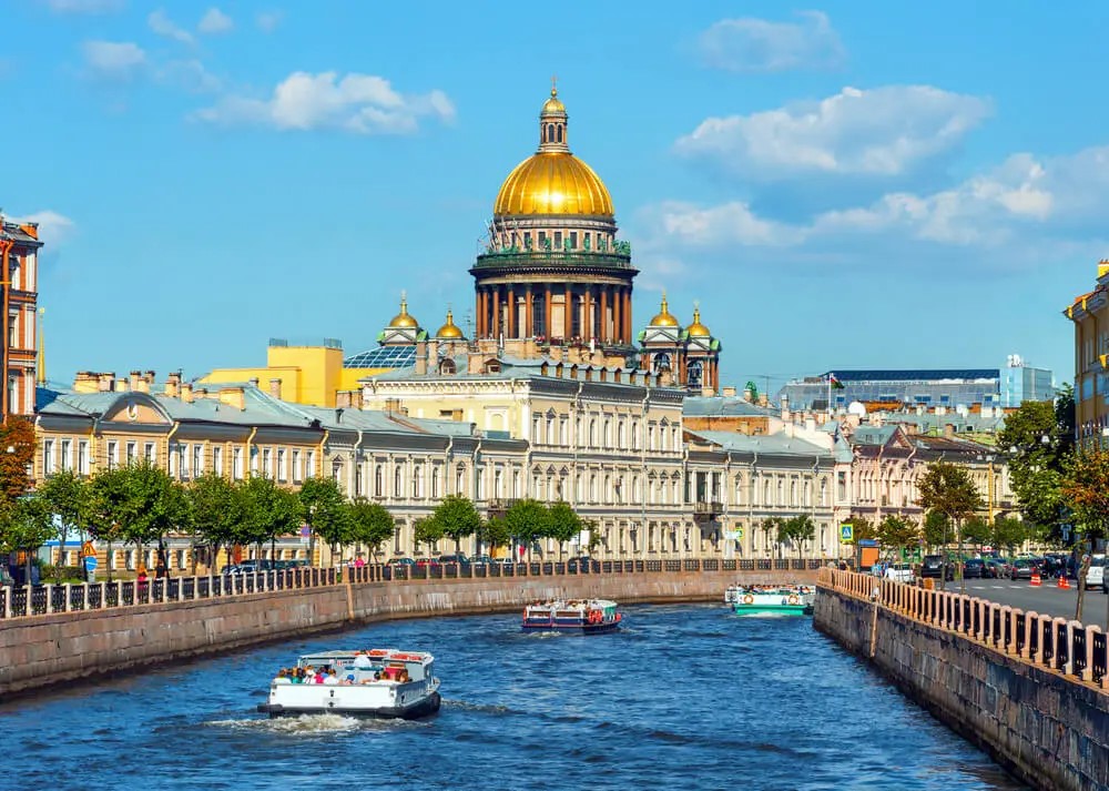 Kazan Nehri Boyunca Zamanda Yolculuk